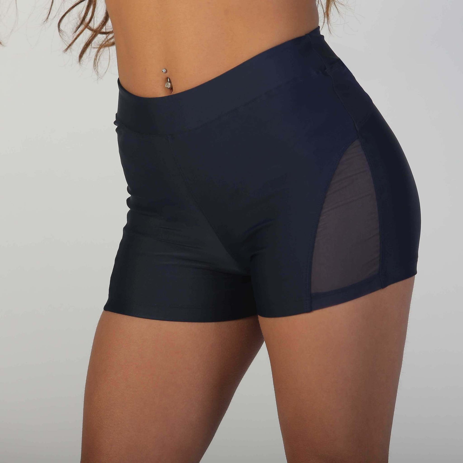 active short with side mesh navy
